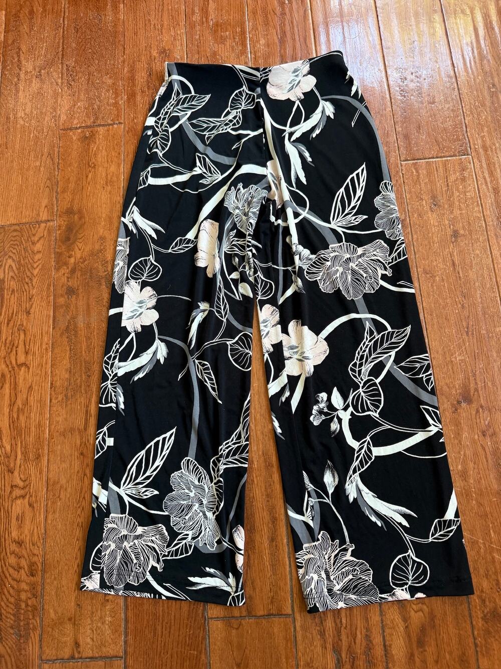 Alfani Black and Floral Stretch Pants